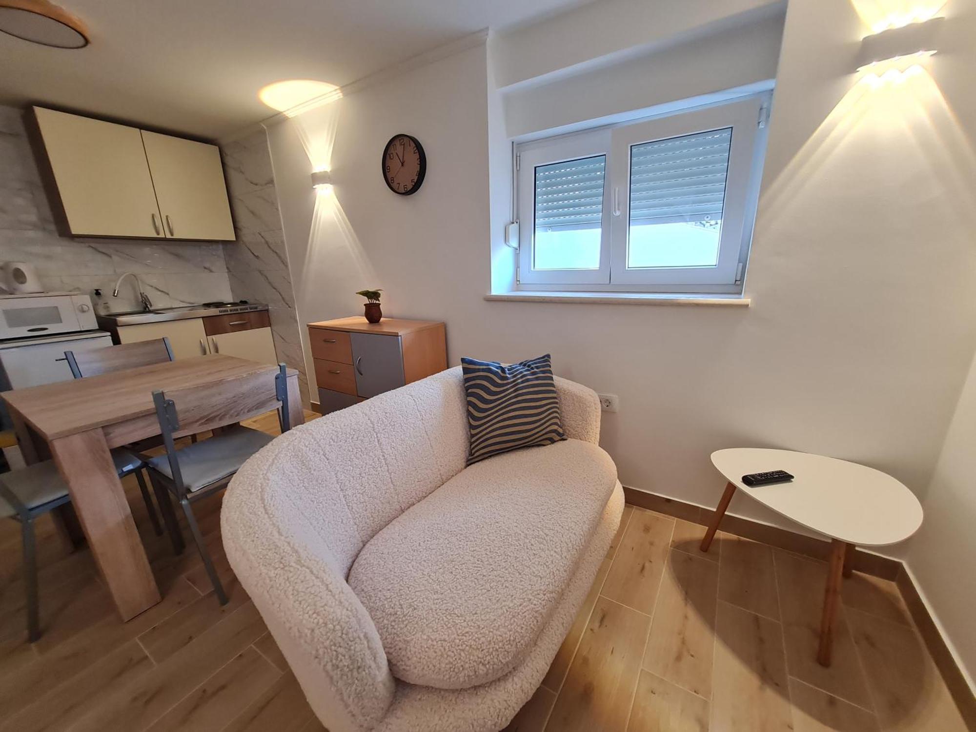 Apartman Luka Klenovica Exterior photo