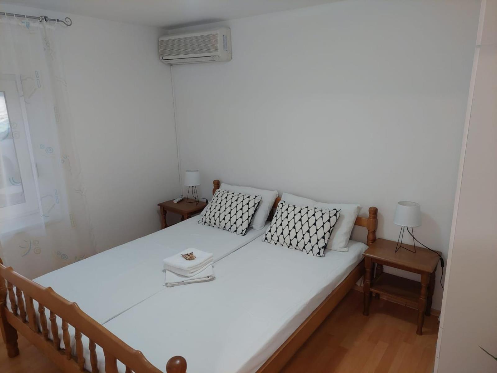 Apartman Luka Klenovica Exterior photo