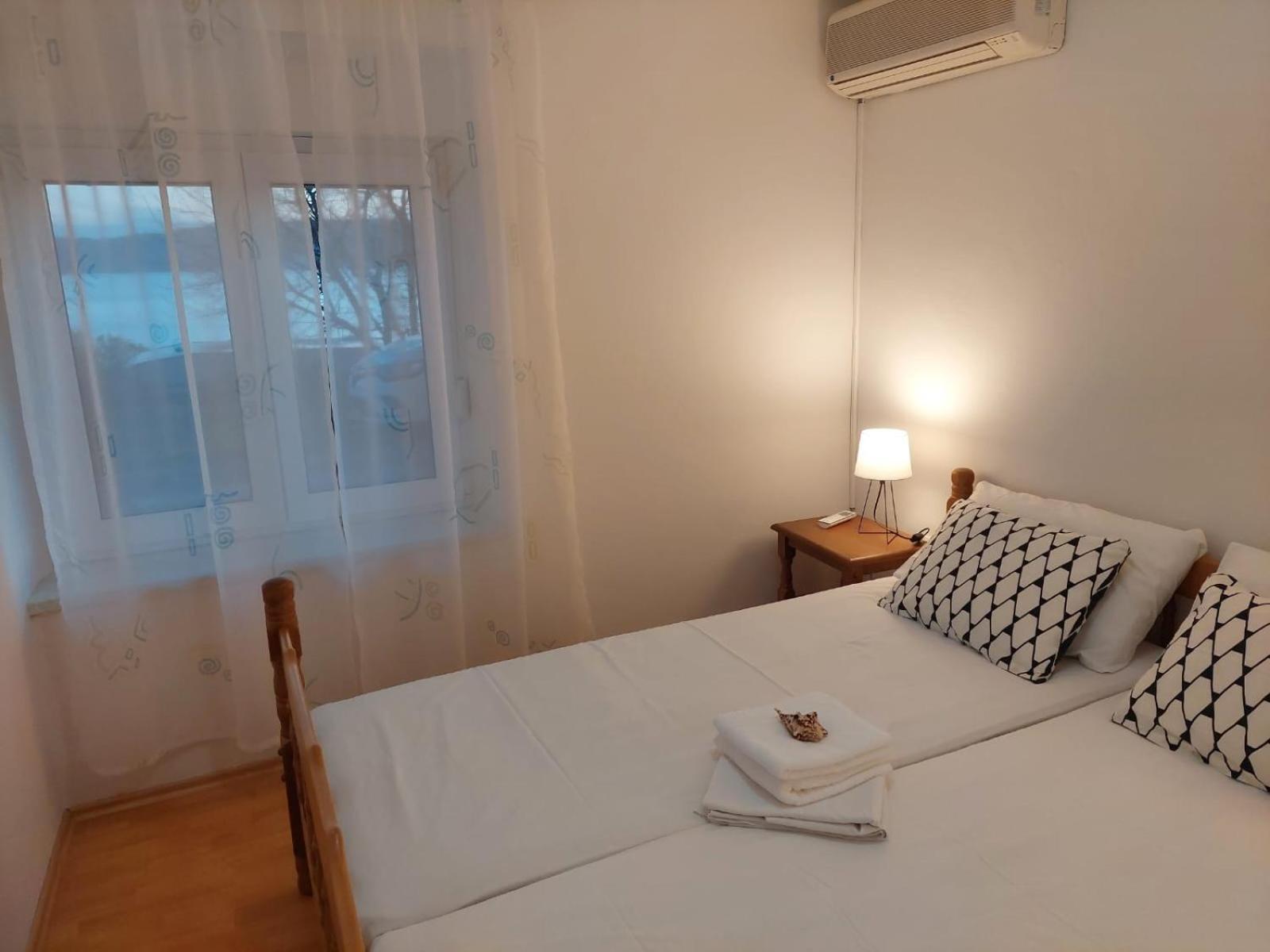 Apartman Luka Klenovica Exterior photo